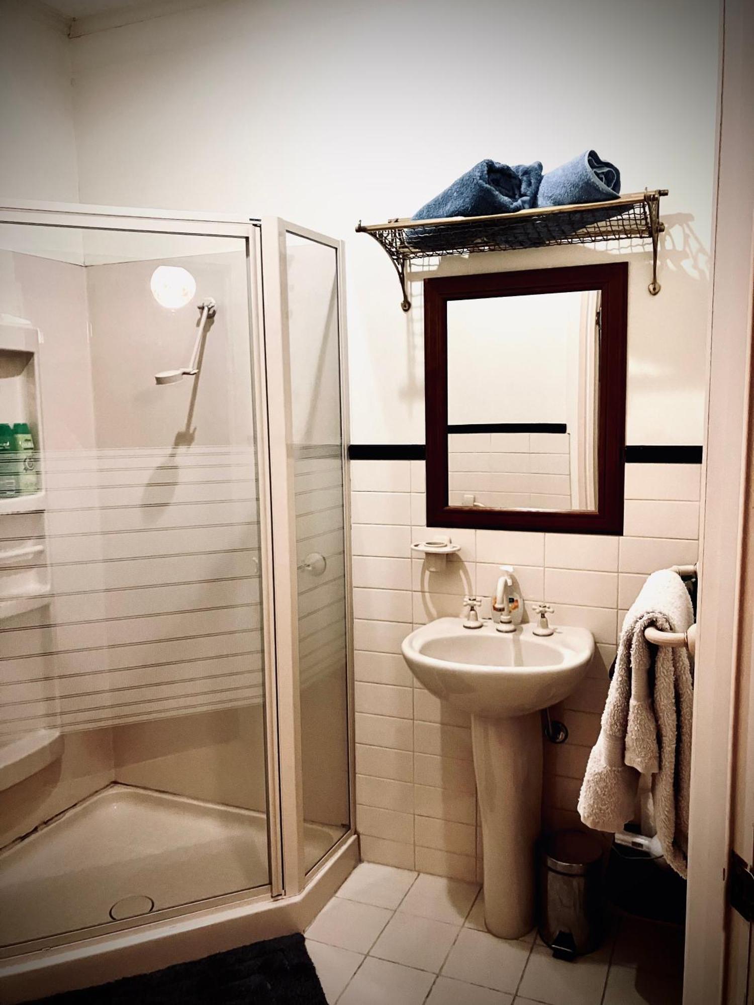 St Andrew'S Inn Conara Junction Экстерьер фото